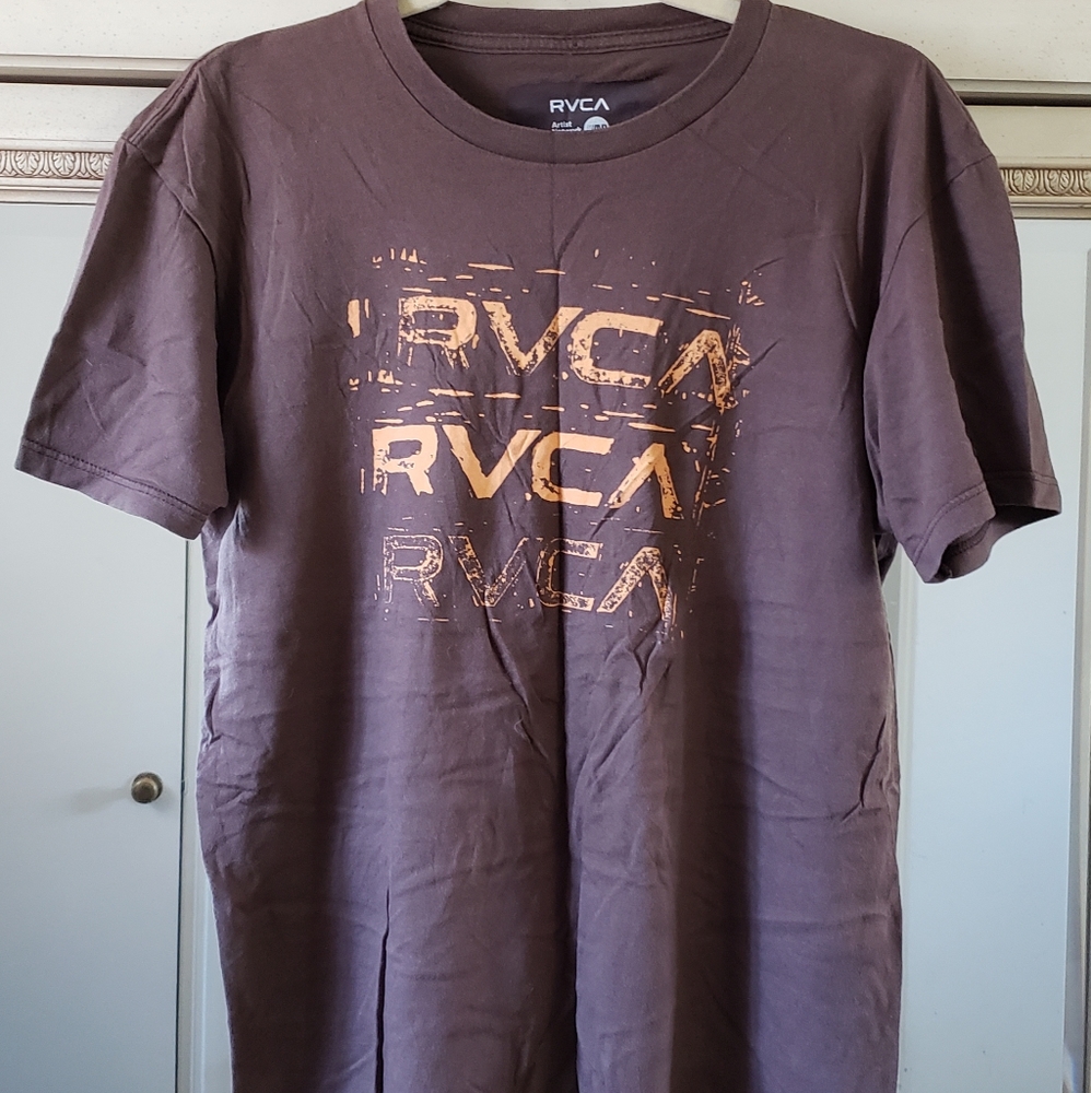 Mens large RVCA tee shirt